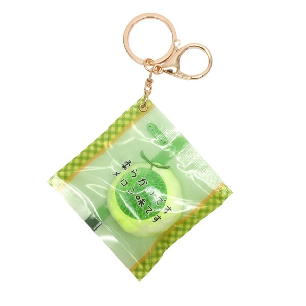 SKU_01_绿色菠萝包-金扣 Miniature Realistic Pineapple Bun Squeeze Stress-Relief Keychain
