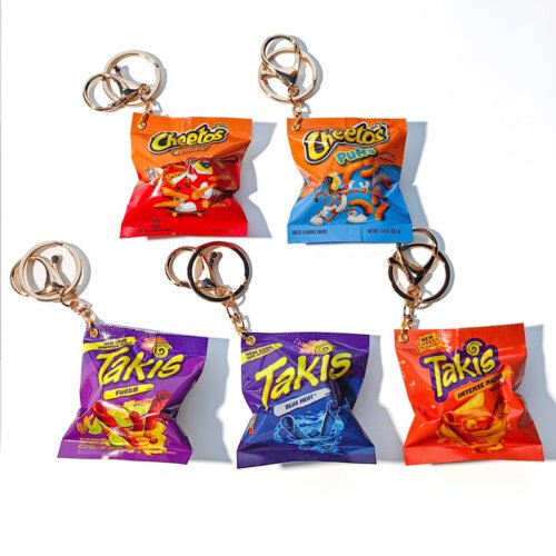 主图_02 Realistic Cheetos Snack Bag Keychain